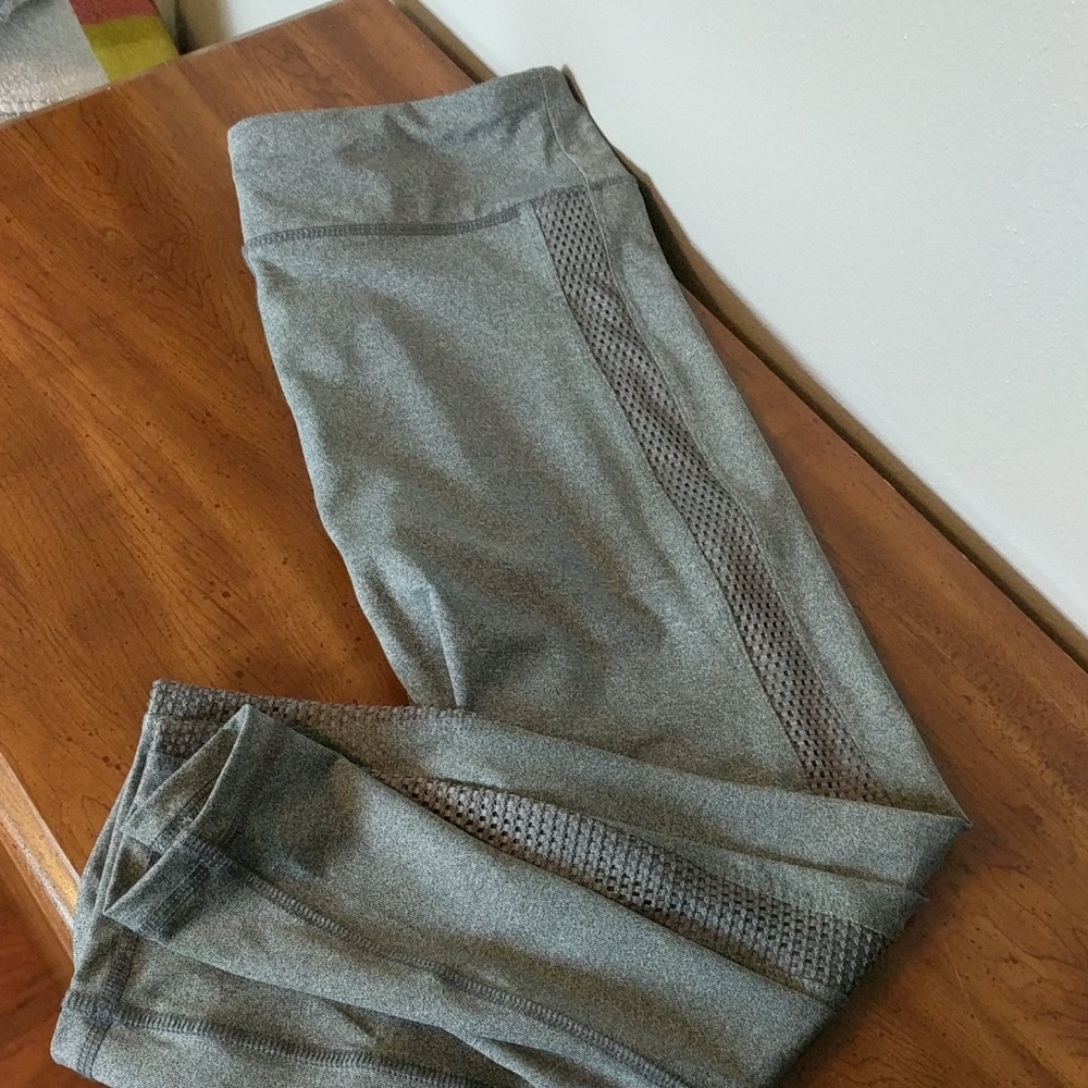 Women's L Heather gray stylish athletic leggings